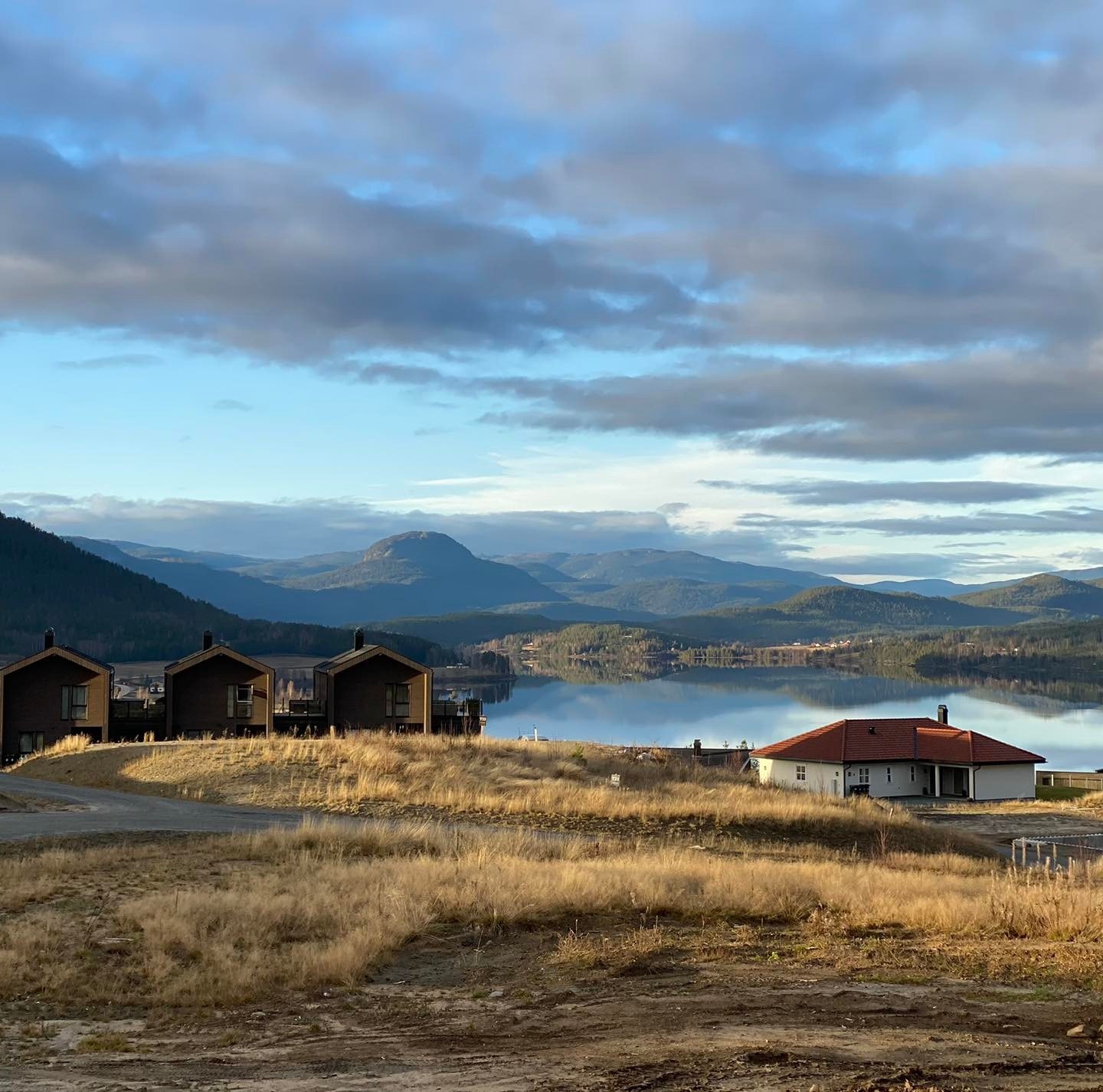 Flott utsikt til Soneren og Andersnatten. Galleribilde