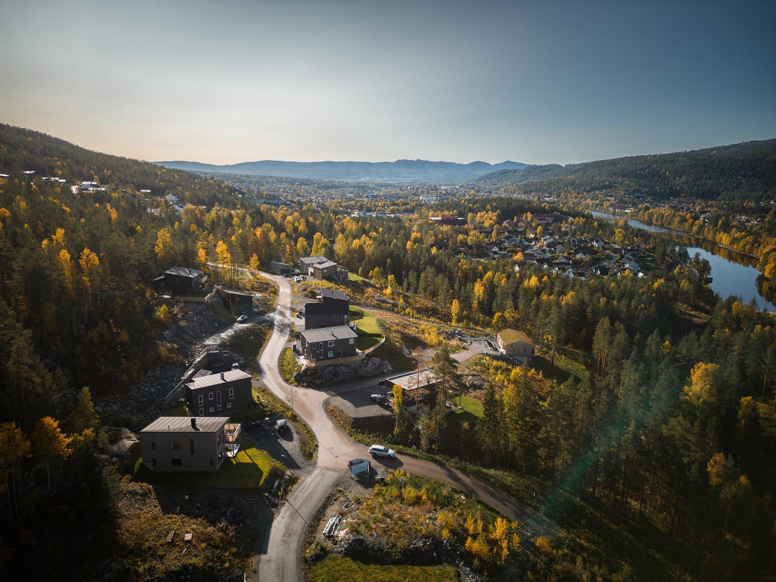 Oversiktsbilde fra Bellerudløkka -vestvendt og solrikt Galleribilde