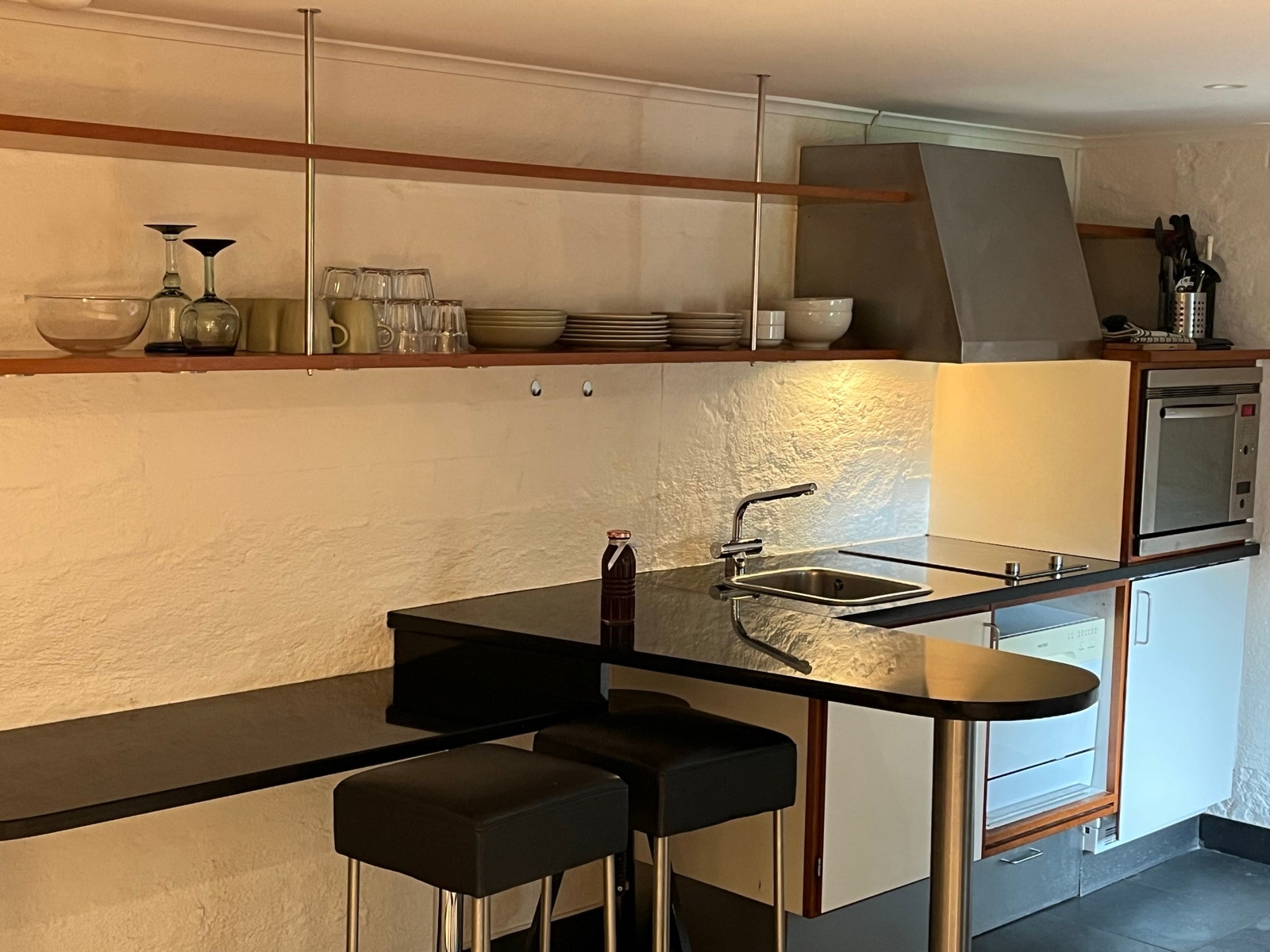 Kjøkken sett fra stuen Galleribilde