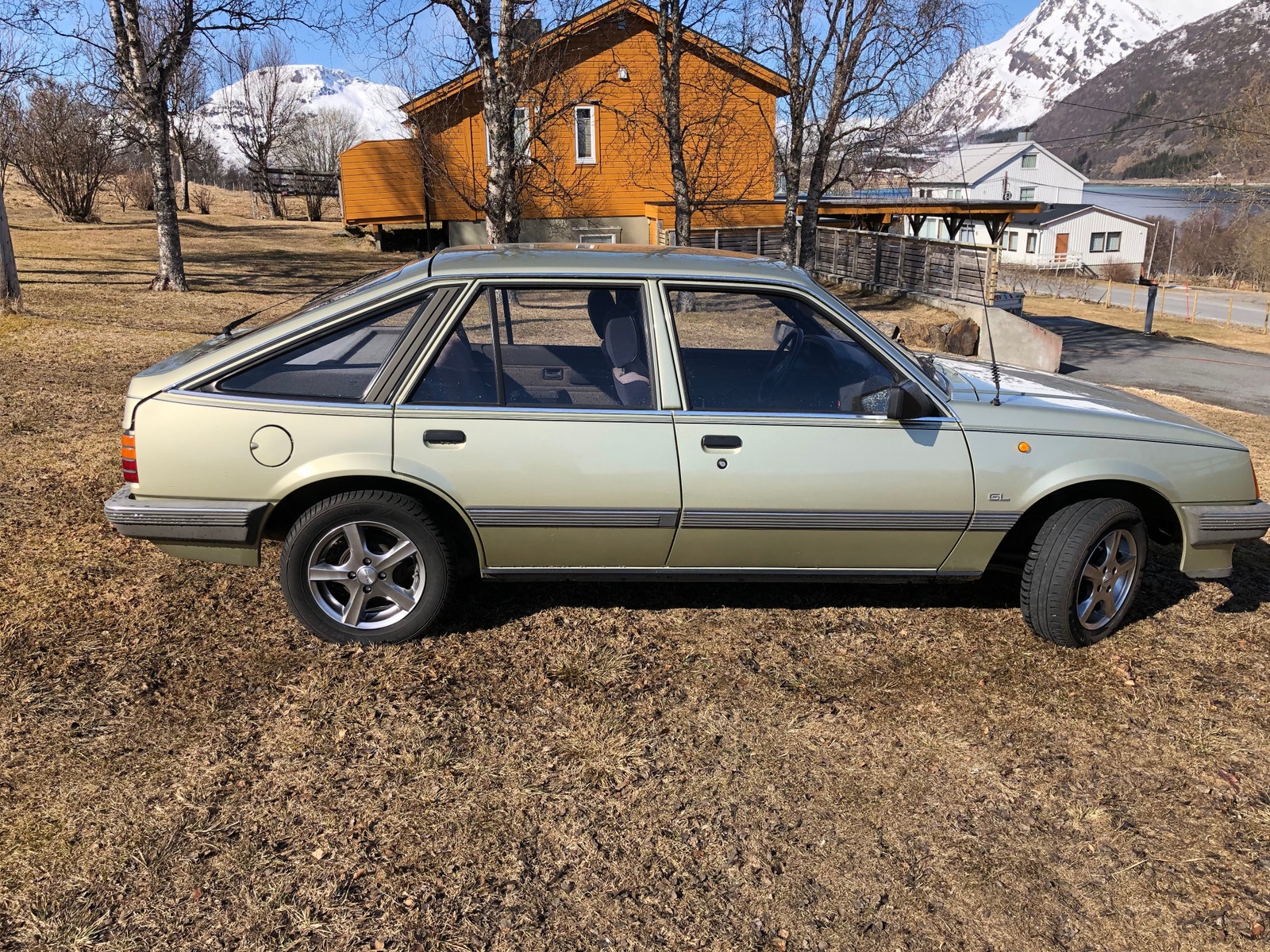 Opel Ascona 2