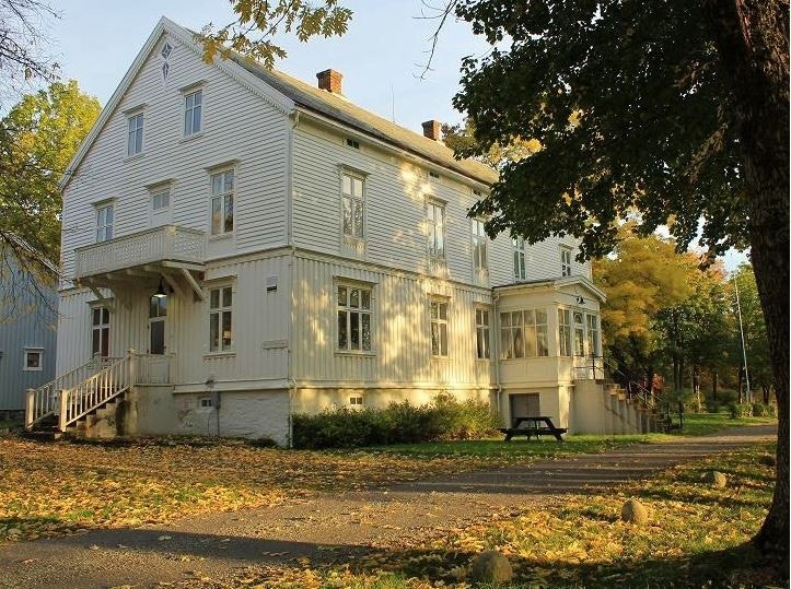 Tjøtta Gjestegård Galleribilde