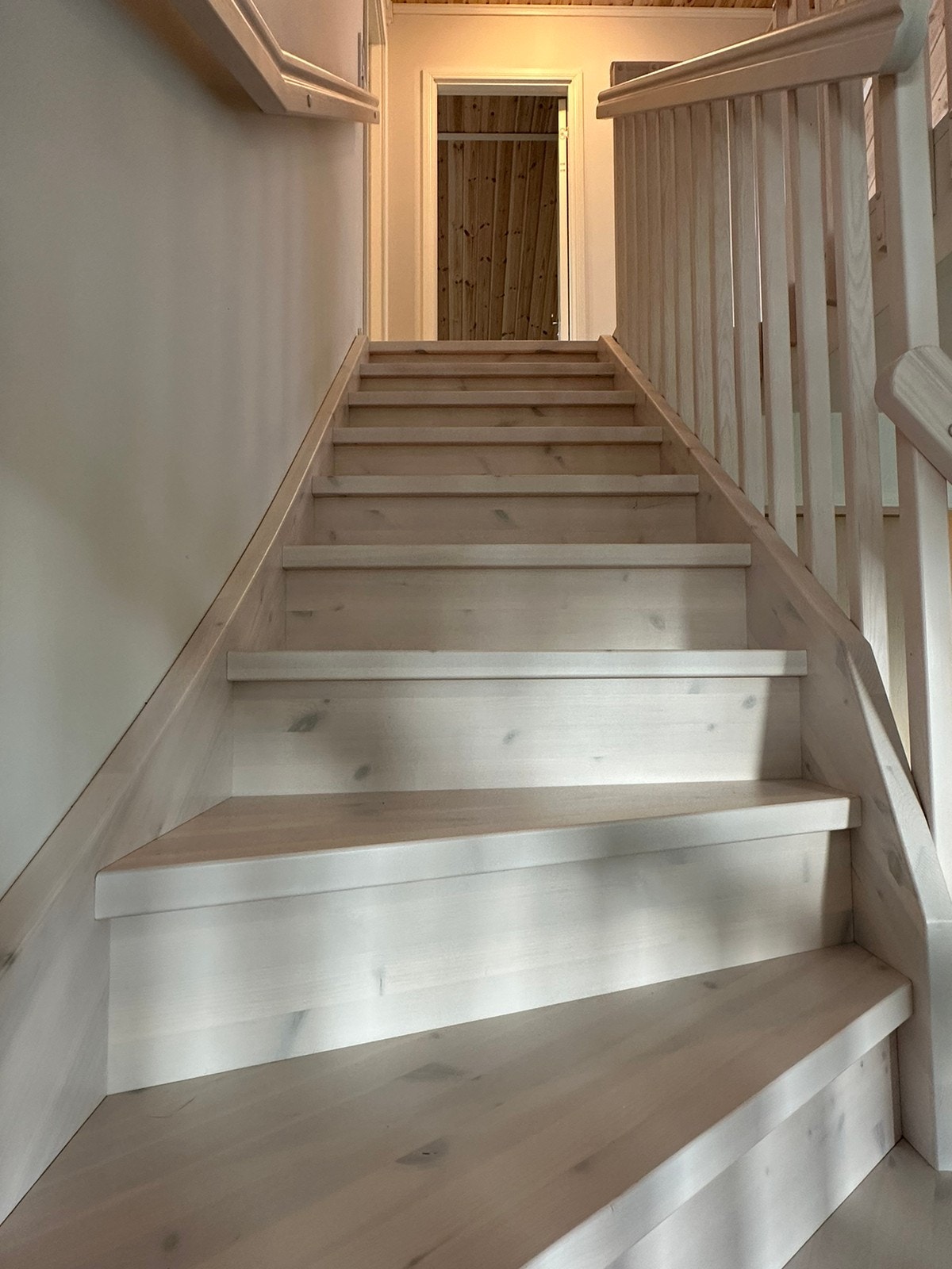 Trappeoppgang opp til 2. etasje Galleribilde