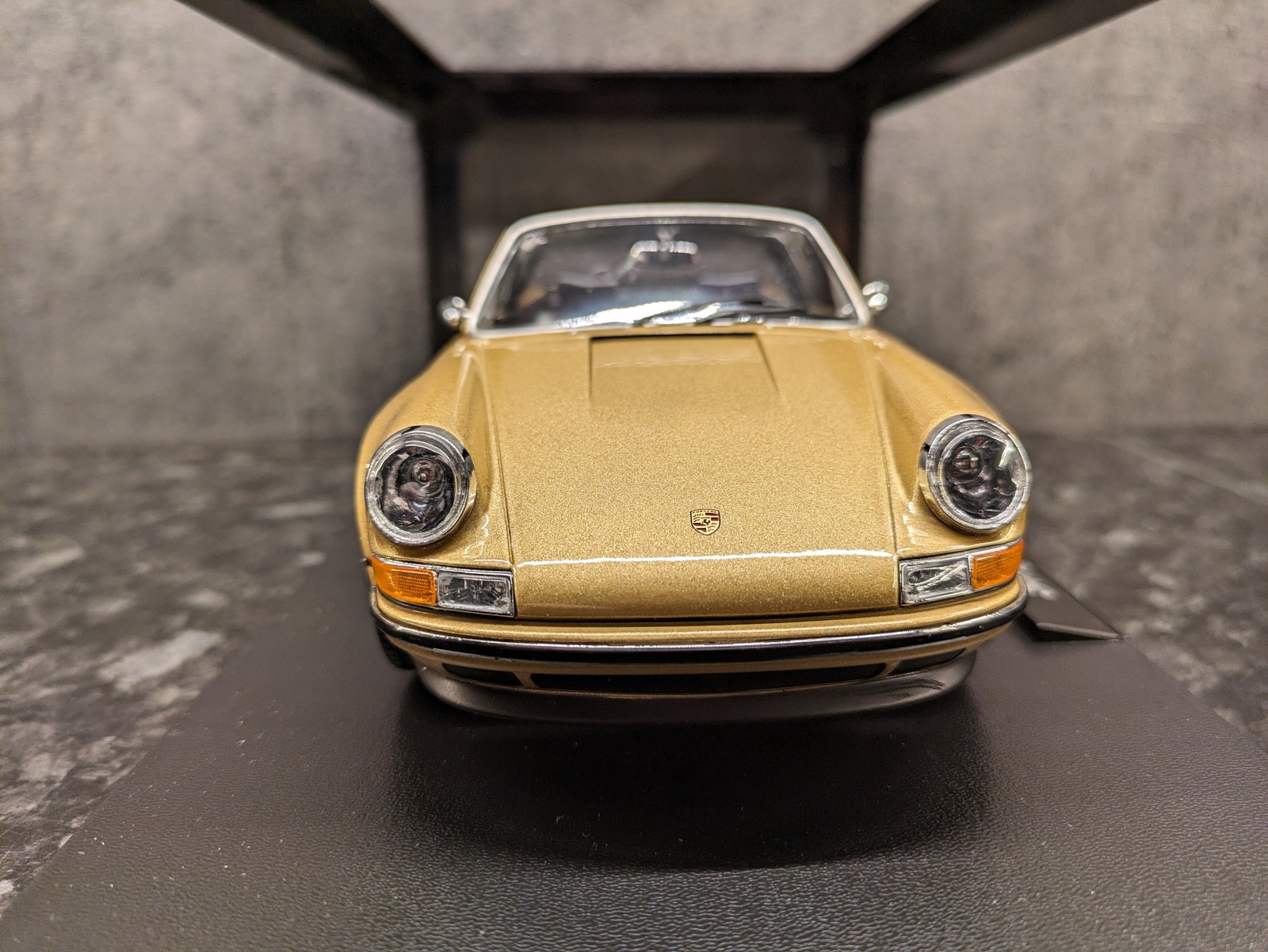 Modellino Auto Singer 911 In Scala 1:18, Colore Verde Scuro Metallizzato, KK-Scale KKDC180473 - Foto 3