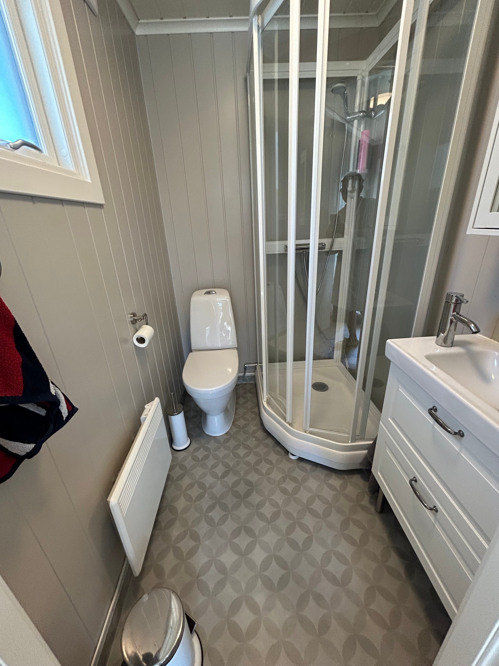 Bad i anneks Galleribilde