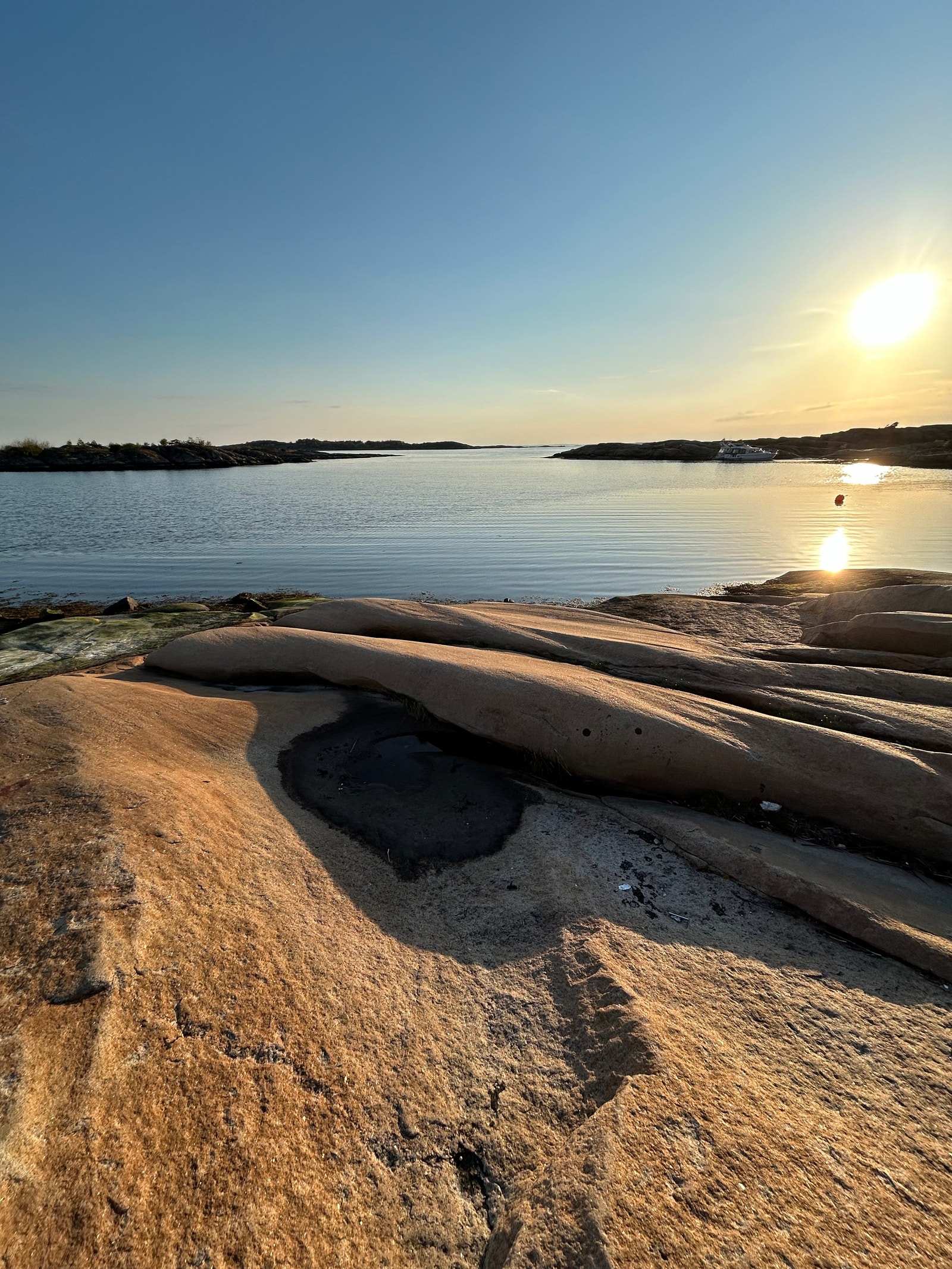 Svaberg på Dypeklov Galleribilde