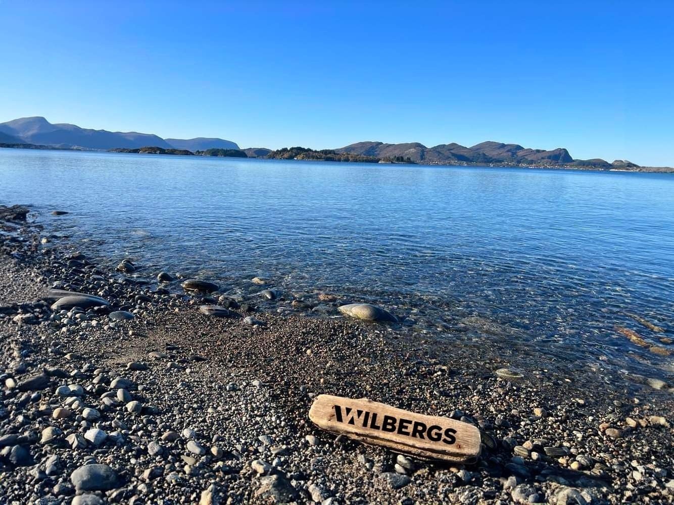 nydelig strand rett nedenfor Galleribilde