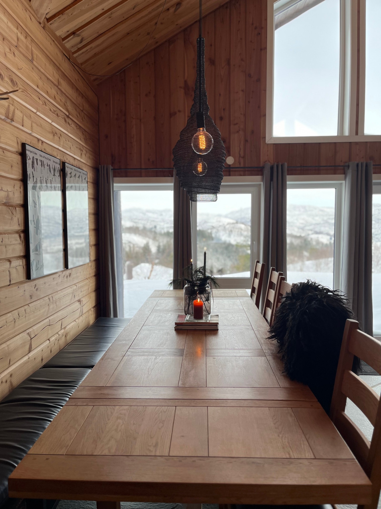 Spiseplass med plass til storfamilien Galleribilde