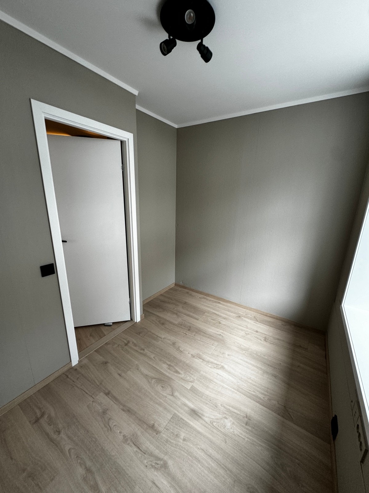 Soverom 2, mindre en soverom 1 men forsatt ok med plass Galleribilde