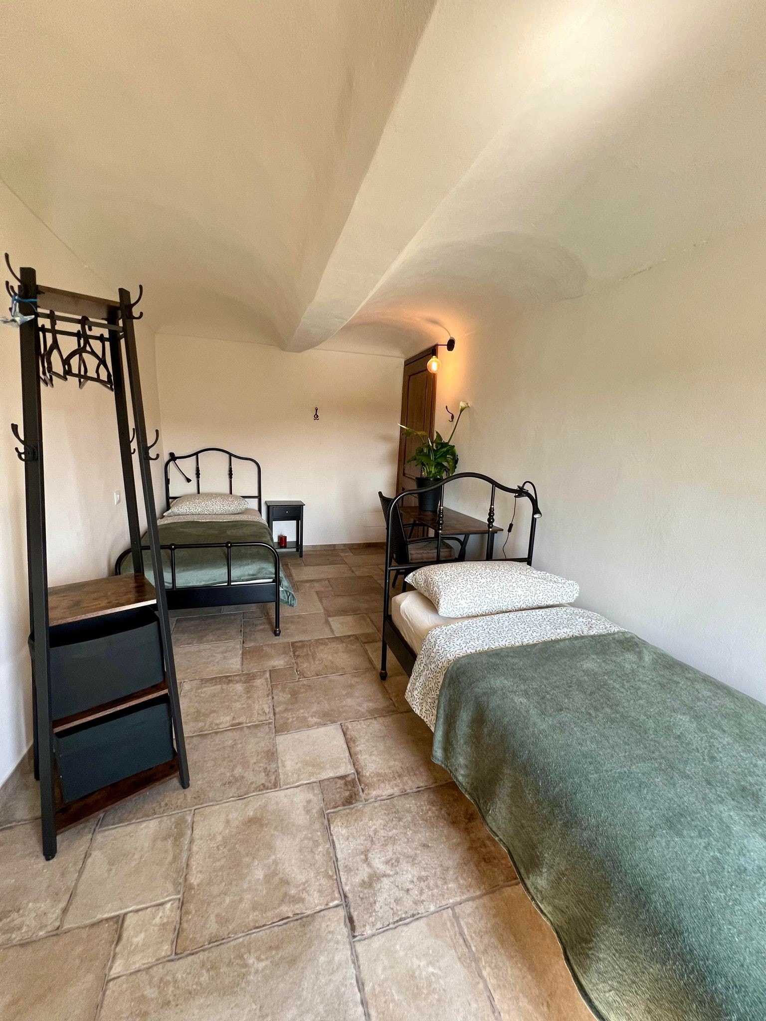 Soverom nr 2
2 stk enkelt senger Galleribilde