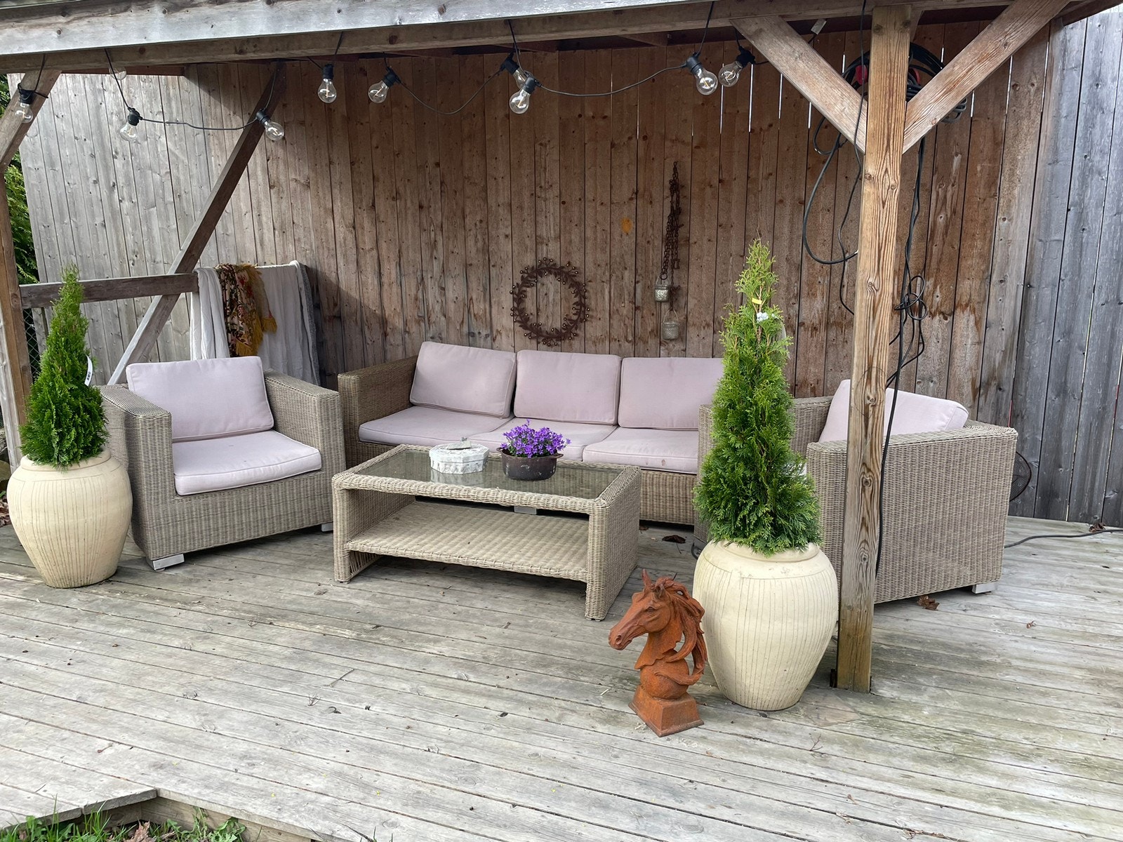 Uteplass Galleribilde