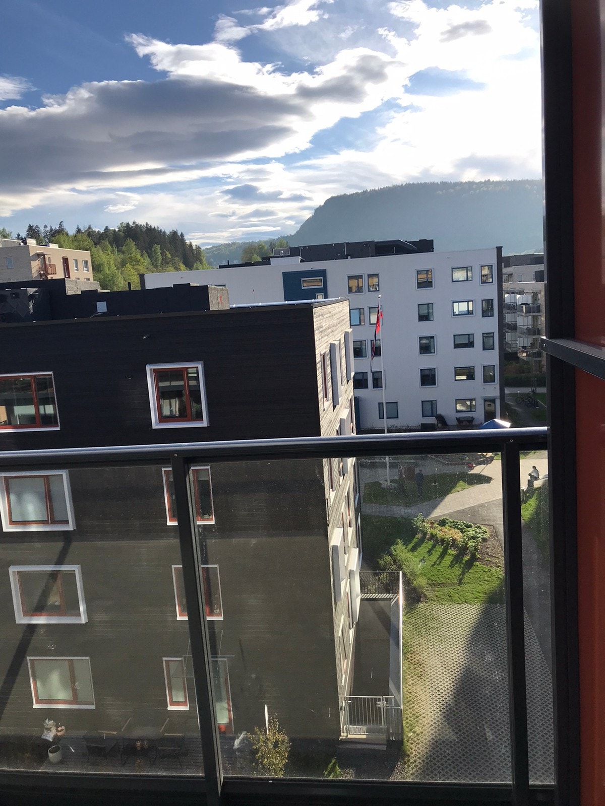 Utsikt til Skaugumsåsen 🌿 Galleribilde