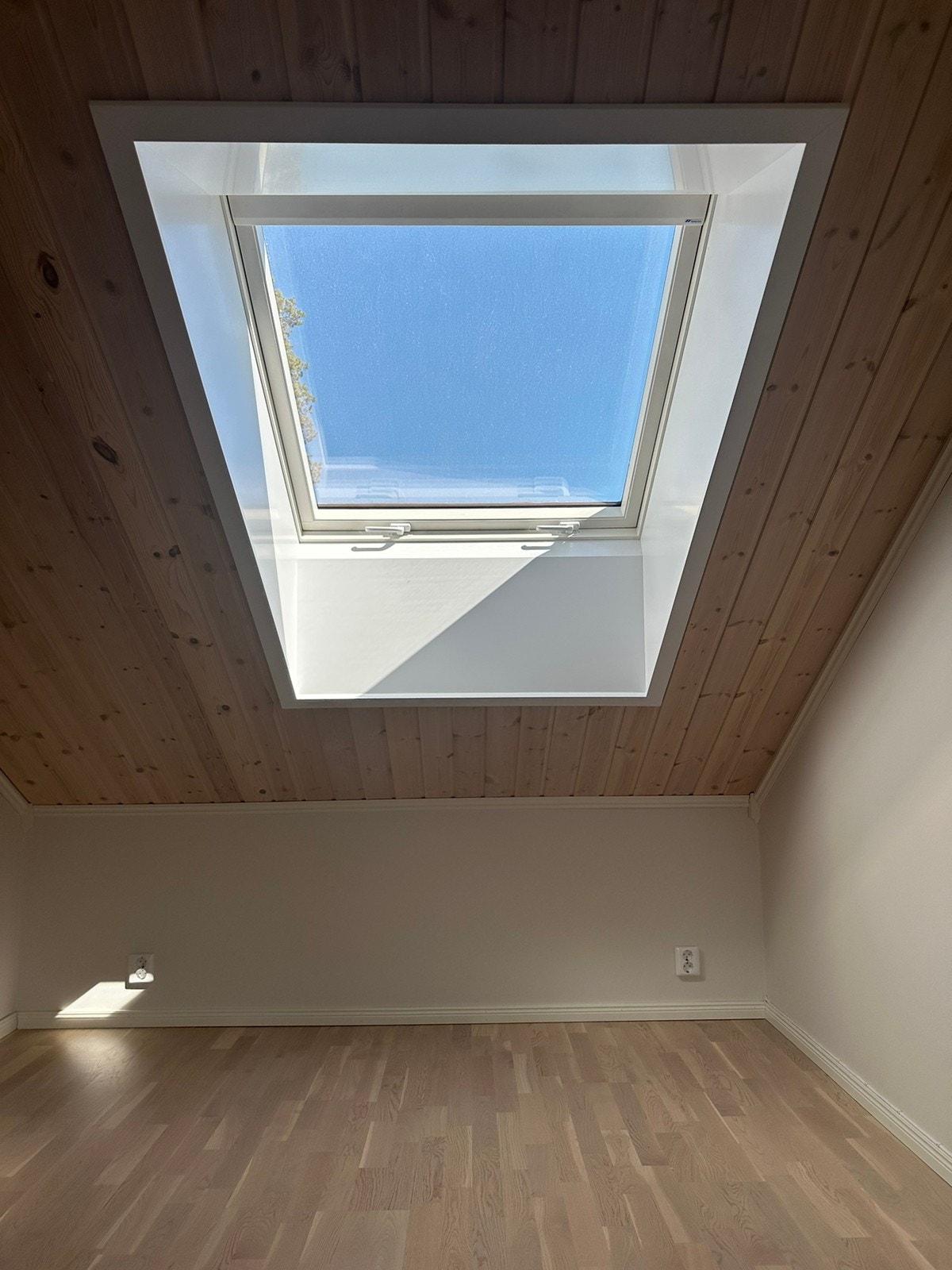 Takvindu loftstue kan åpnes Galleribilde