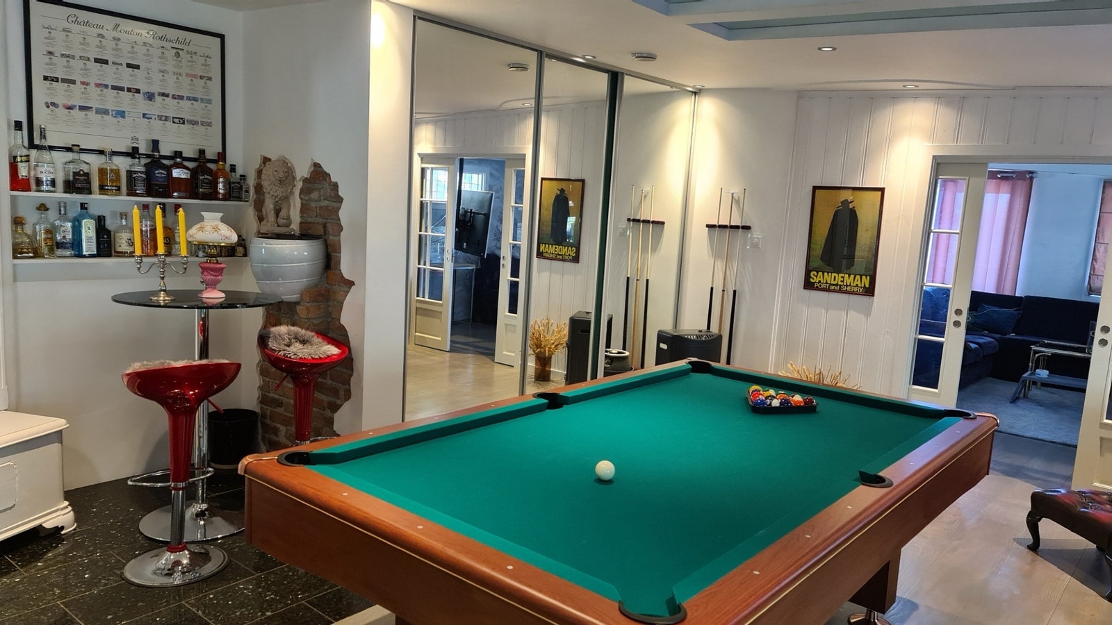 "mancave" Galleribilde