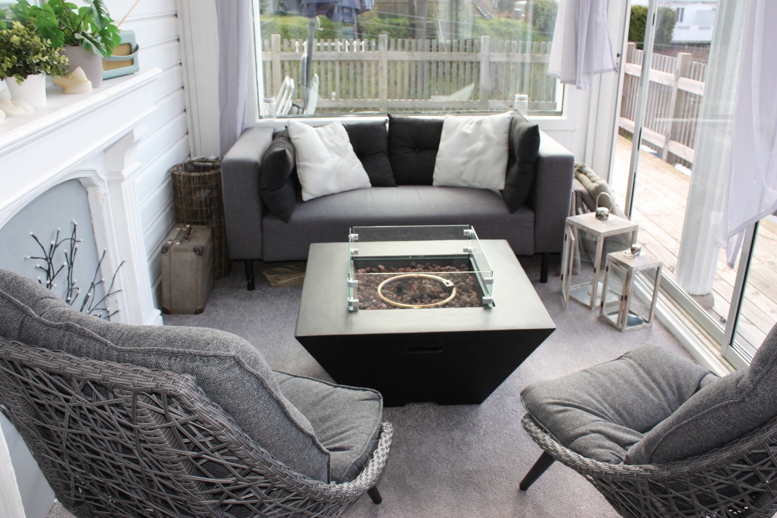 gassbord i vinterhave Galleribilde