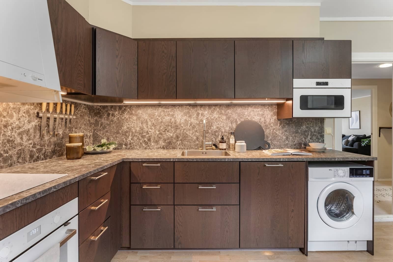 Kjøkken nyoppusset i 2023 Galleribilde