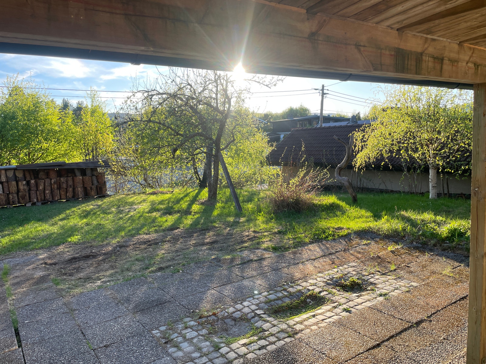 Uteplass utenfor stue og soverom Galleribilde