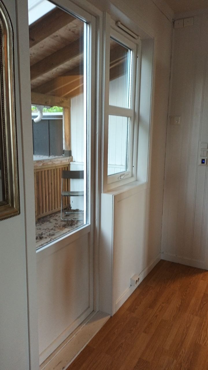 utgang til balkong fra leiligheten Galleribilde