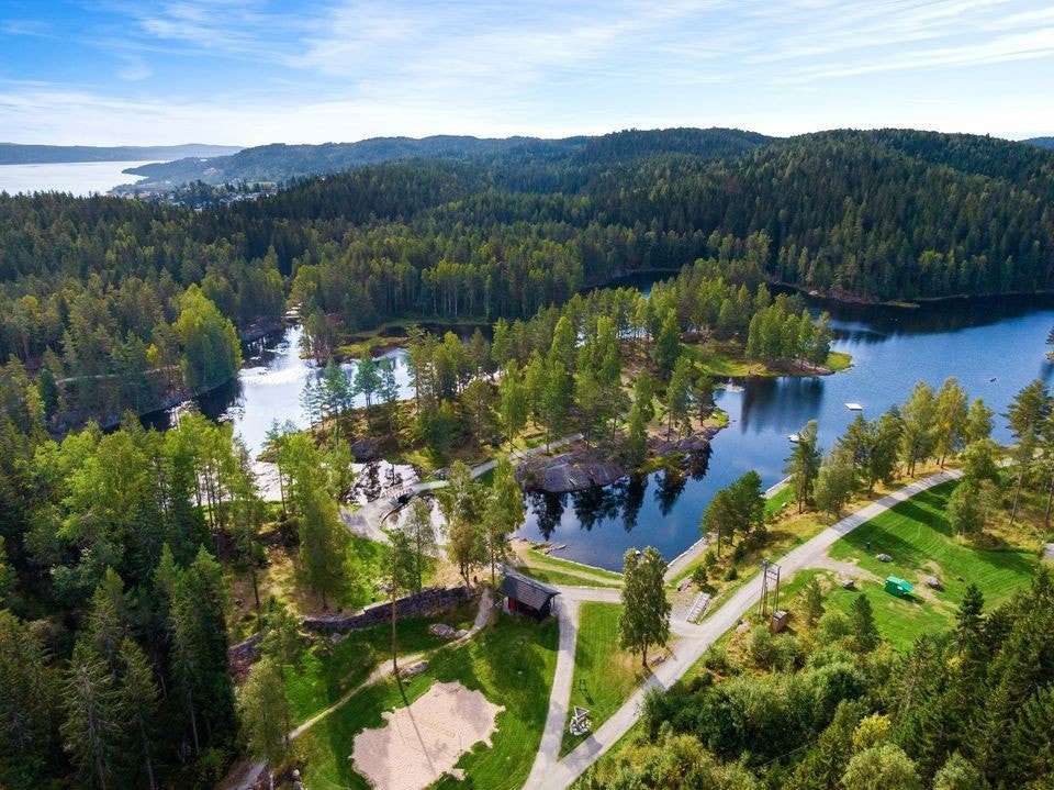 Myrdammen er en av Romerikes mest populære badeplasser Galleribilde