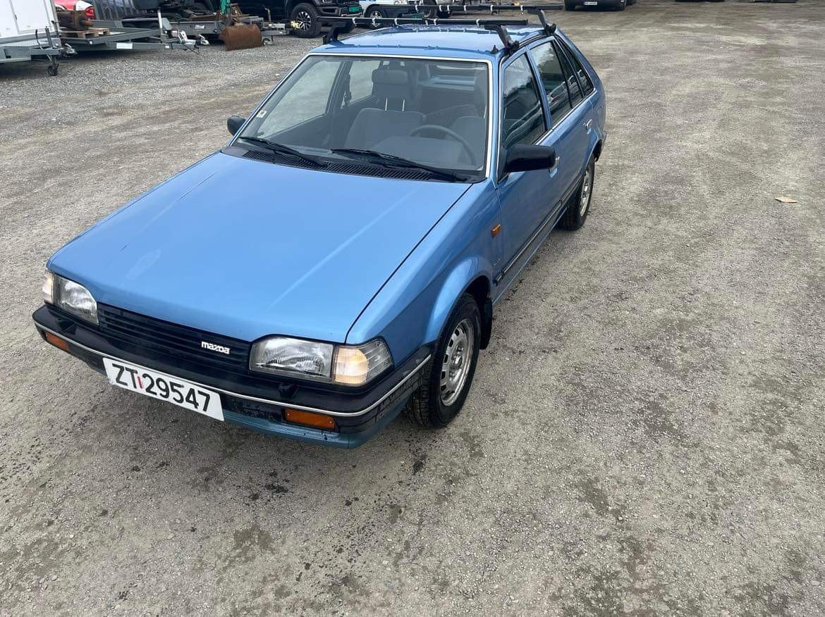 Brukt Mazda 323 1.3