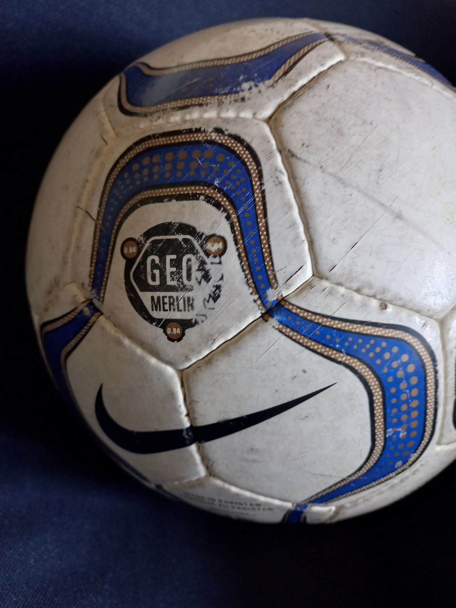 2001 premier league ball