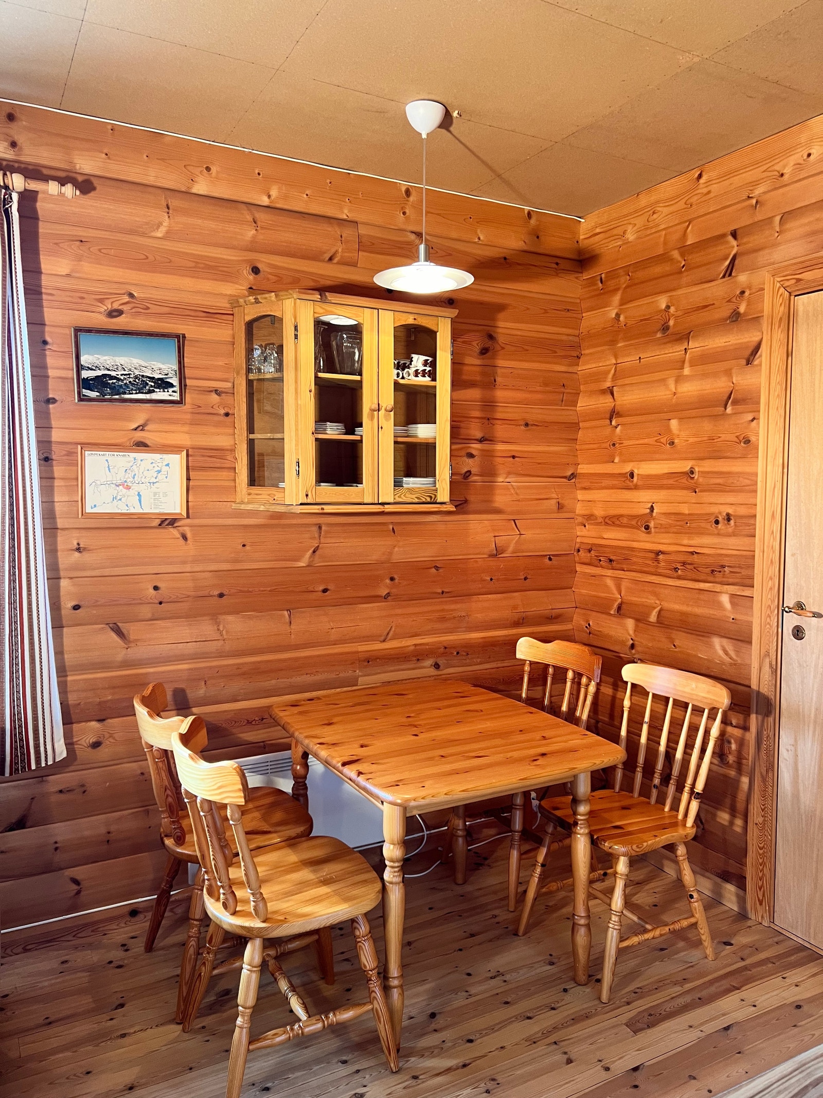 Spisebord Galleribilde