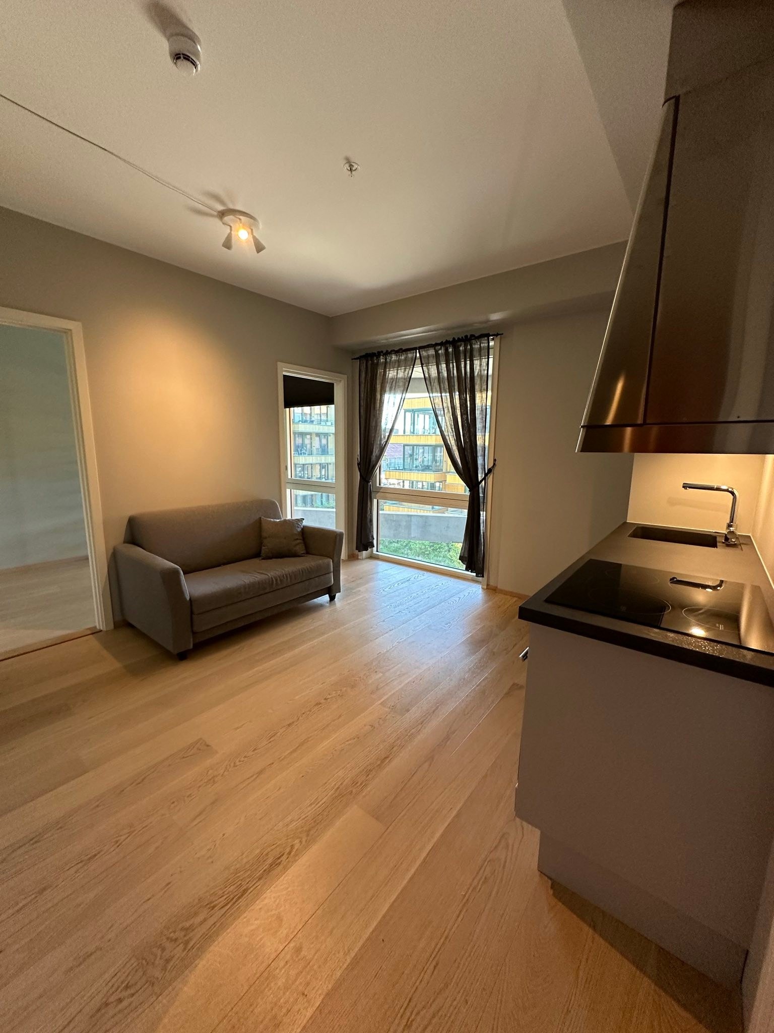 Åpen kjøkkenløsning for sosial matlaging! Galleribilde