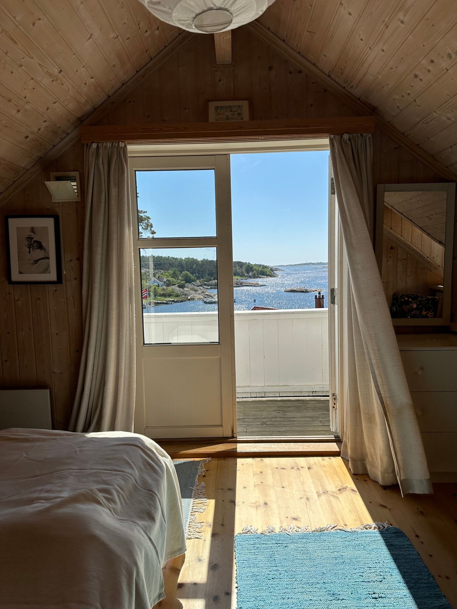 Veranda utenfor stort sov. 2. etasje Galleribilde