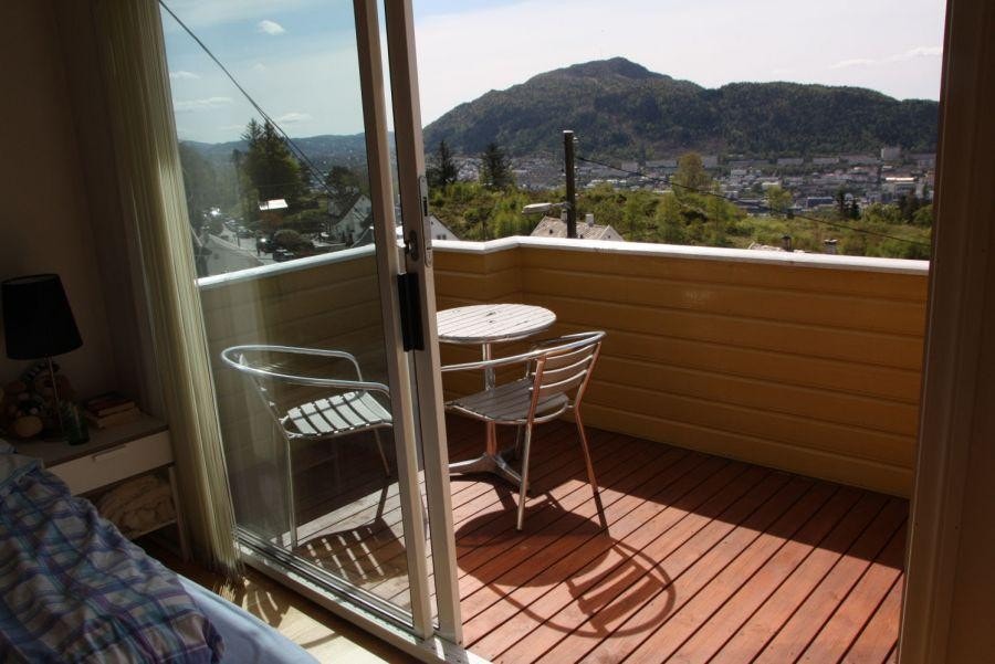 Balkong, soverom 1 Galleribilde