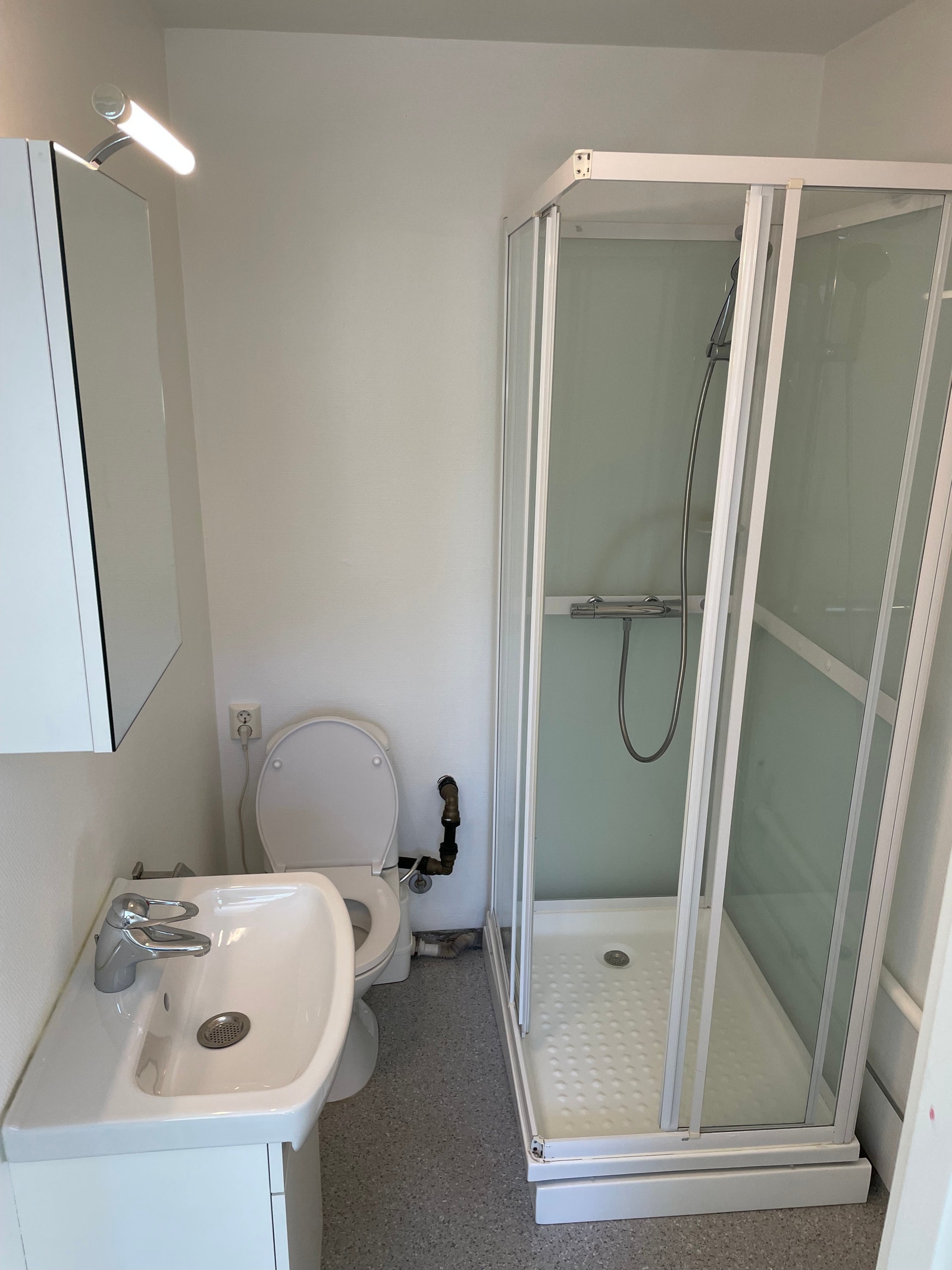 Bad med tilkobling til vaskemaskin Galleribilde