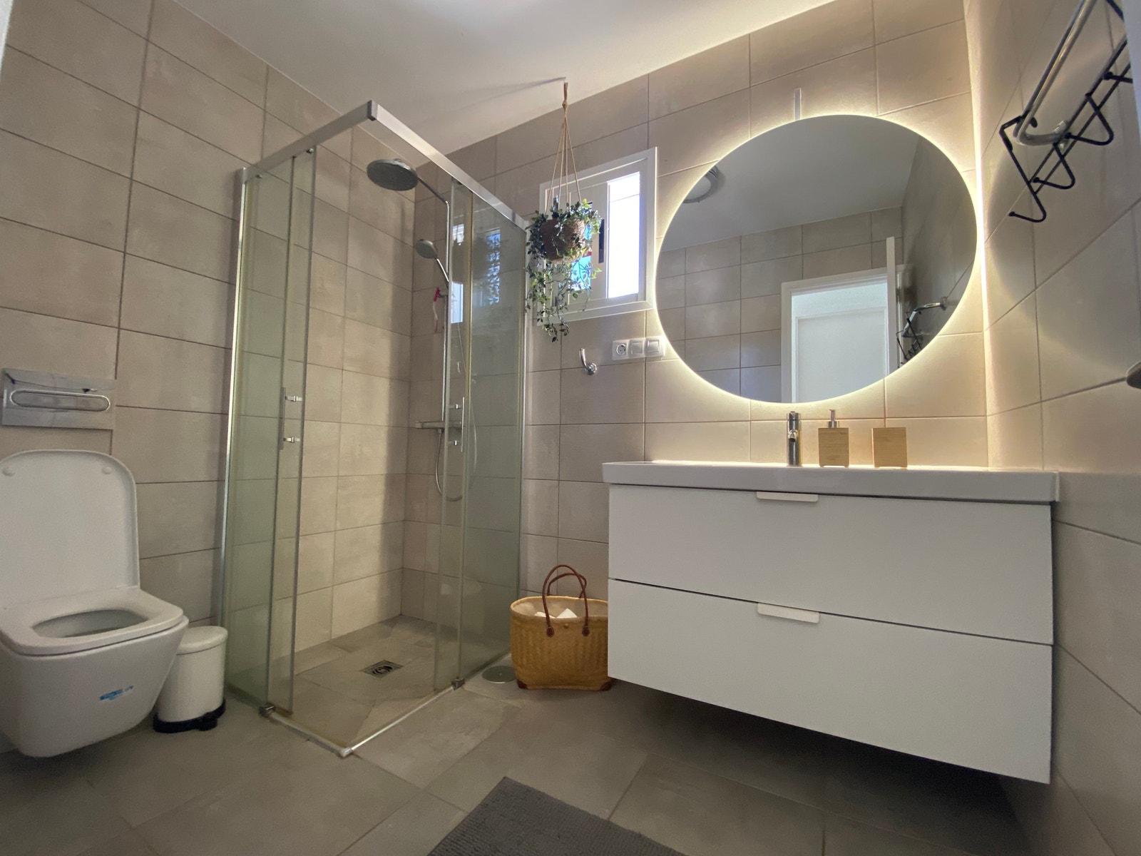 Bad 2 etg. Galleribilde