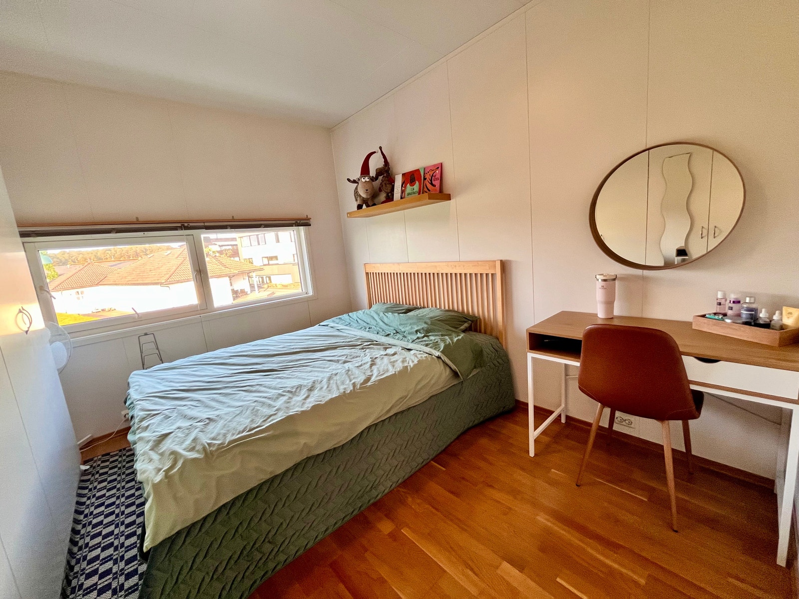 Main bedroom (2nd floor) Galleribilde