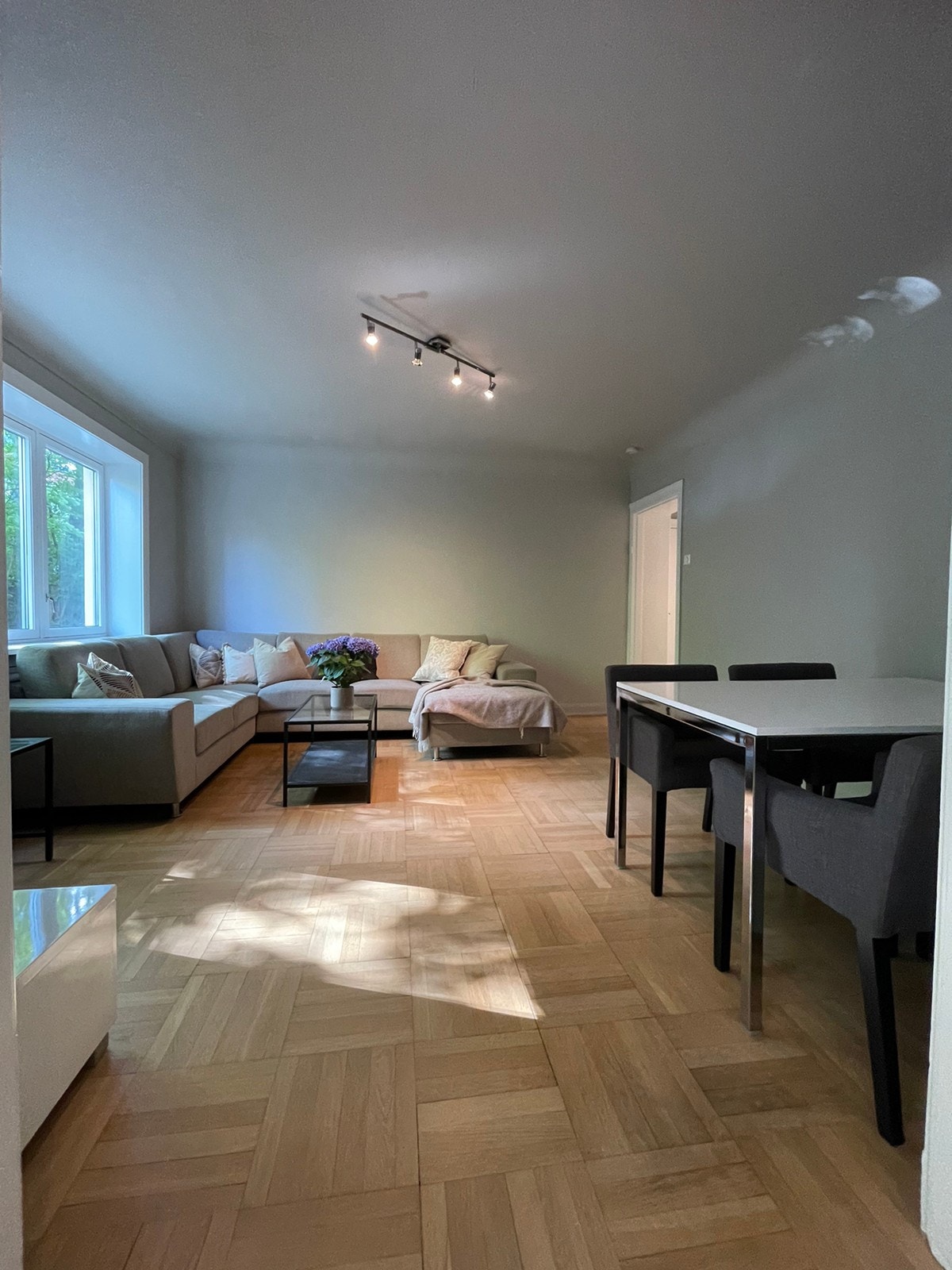 Stue Galleribilde