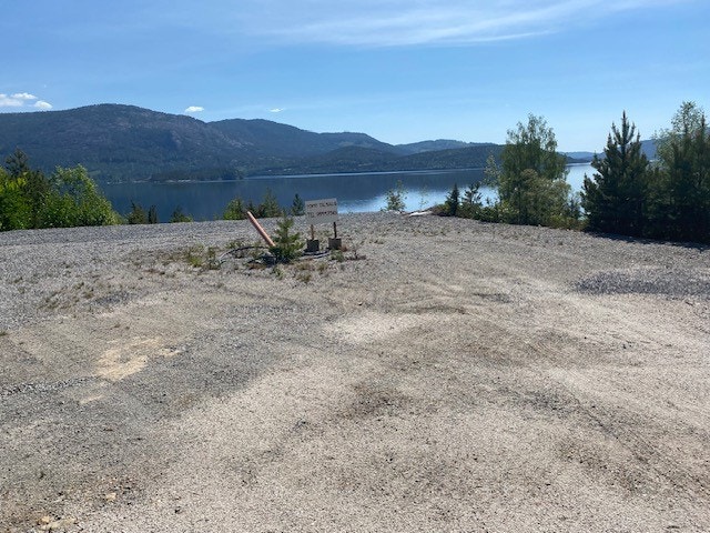 Ferdig opparbeidet tomt med vei, vann og kloakk Galleribilde