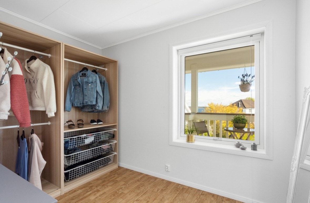 Andre soverom nede, skapene på bildet er fjernet for mer plass. Galleribilde