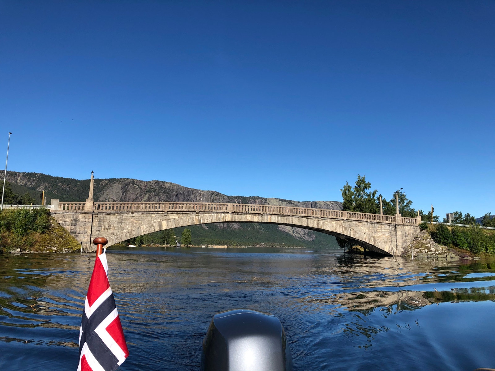 Treungen bru Galleribilde