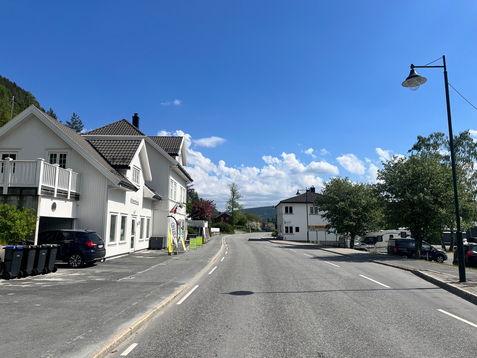 Fra Treungen sentrum Galleribilde