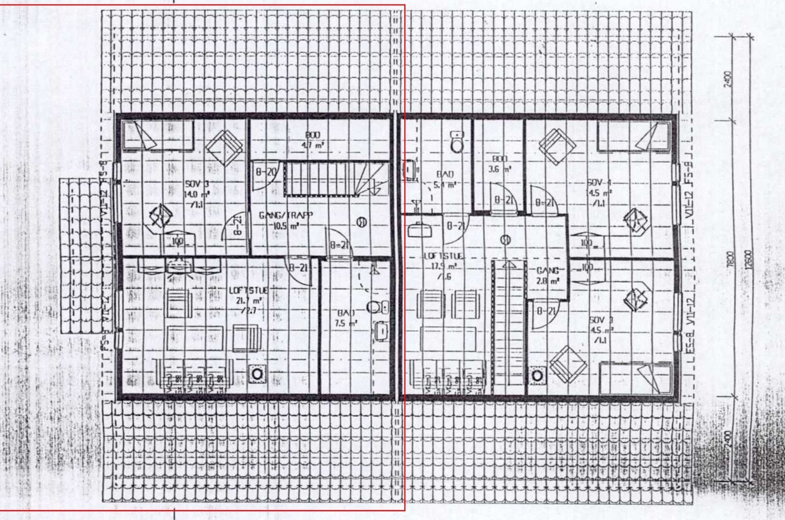 Tegning 2.etg. Soverommet er større og loftgangen mindre enn vist på tegningen. Det er også et ekstra soverom ved loftstuen. Galleribilde