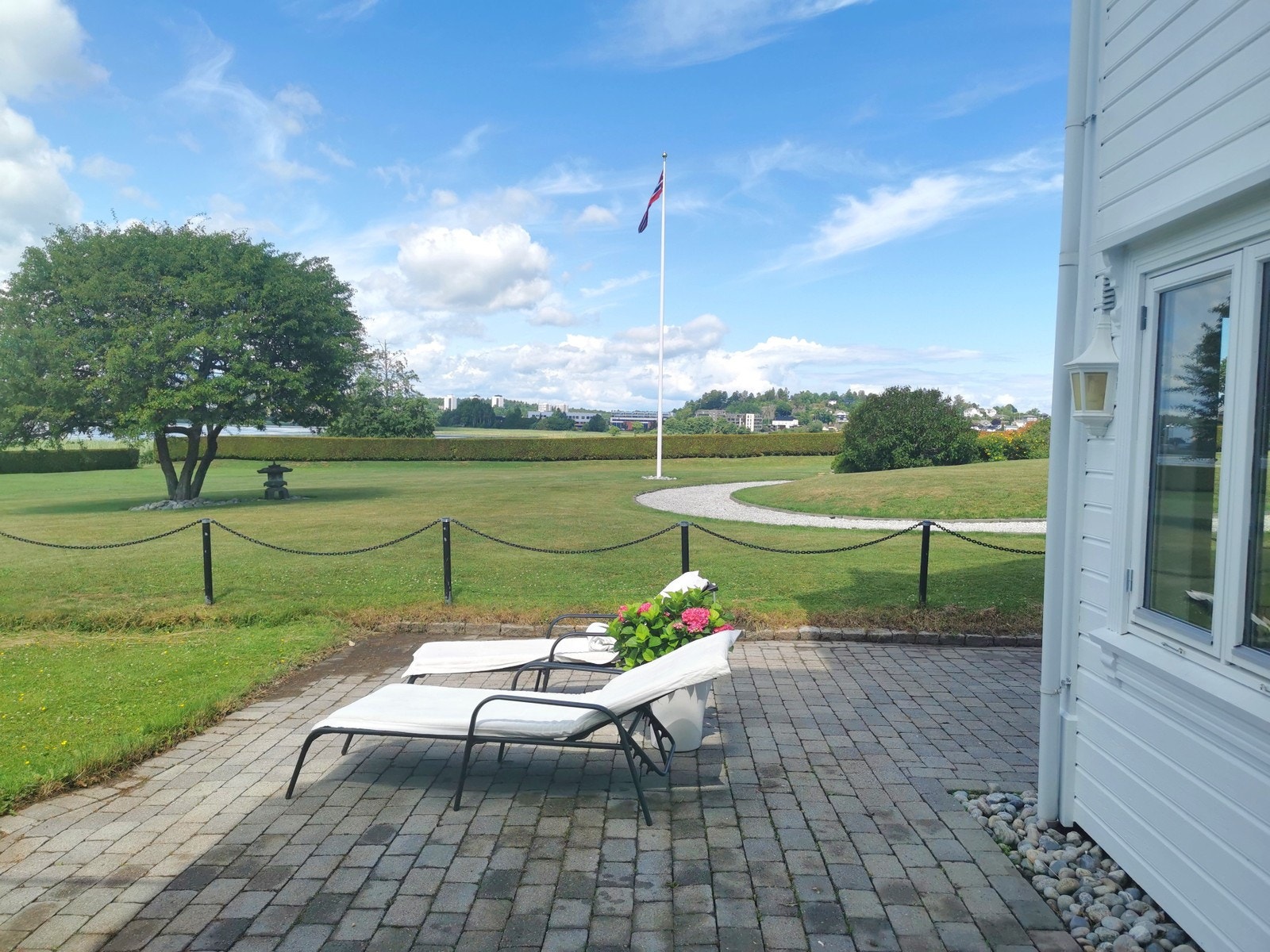 uteplass Galleribilde