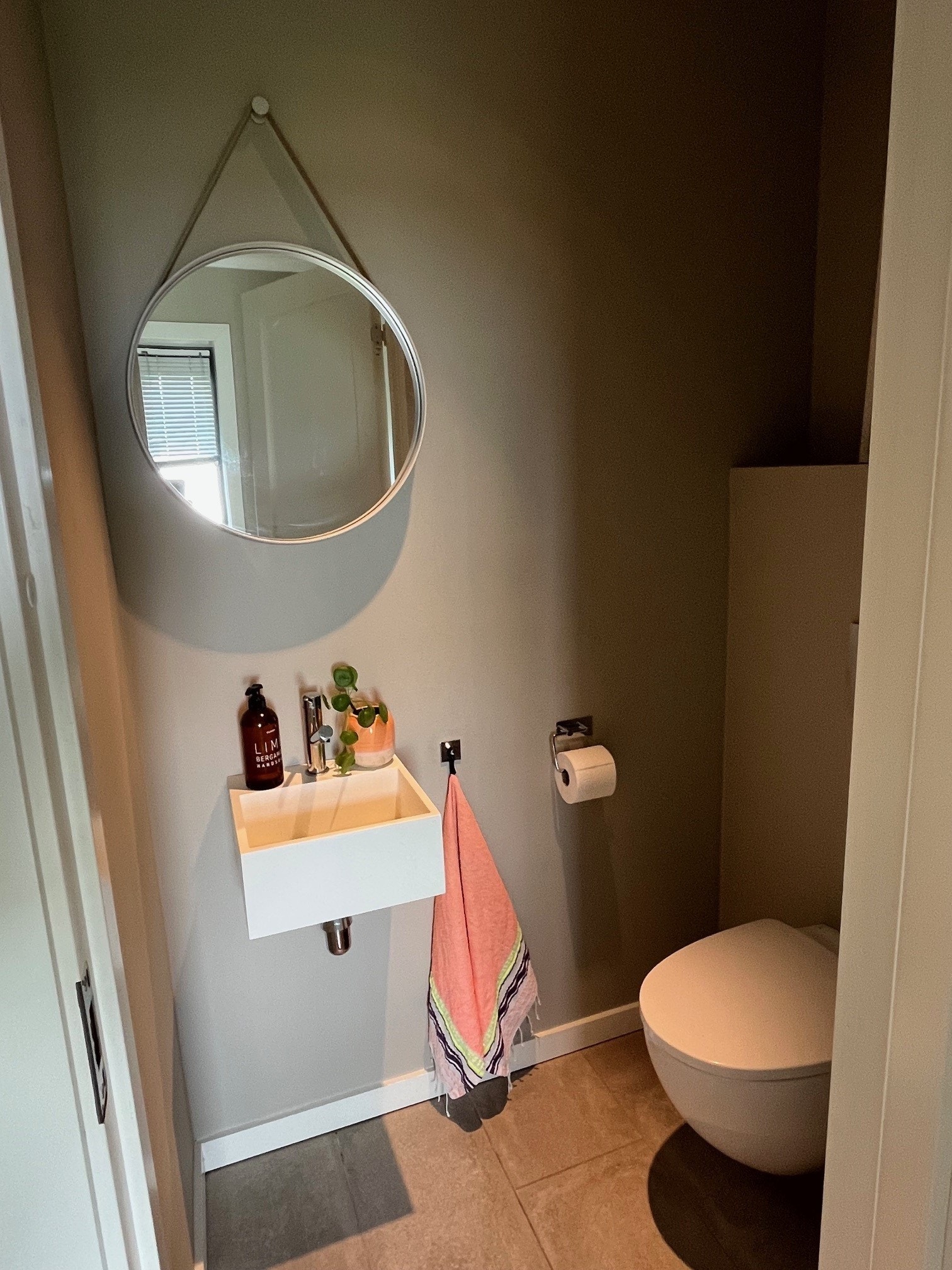 Gjestebad i tilknytning gang Galleribilde