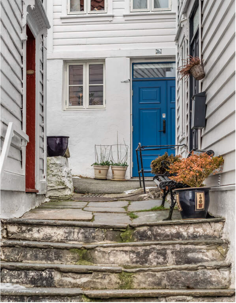 Inngangsdøren til venstre Galleribilde