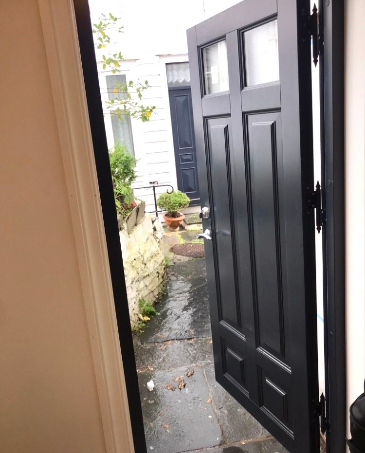 Inngangsdør Galleribilde