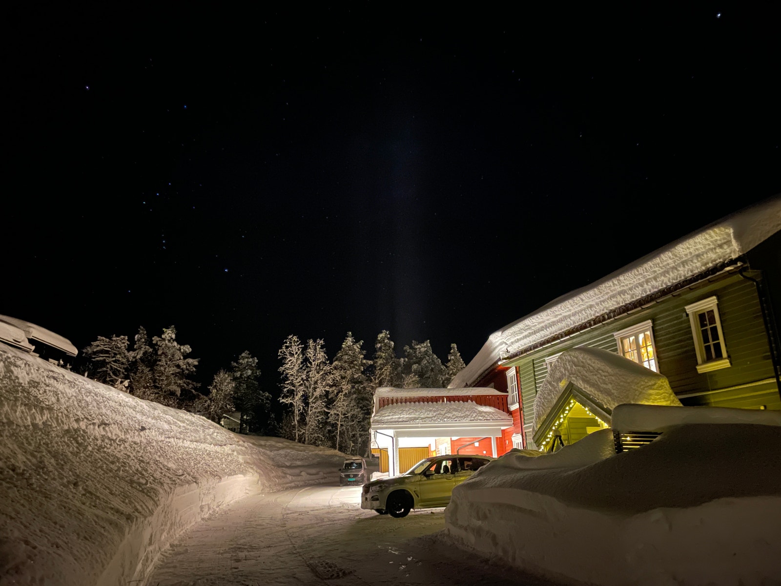 Parkering foran huset Galleribilde