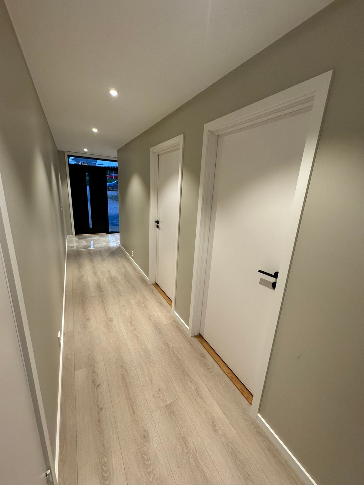 2 stk soverom Galleribilde