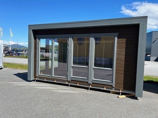 Lengde er ca 525 cm Galleribilde