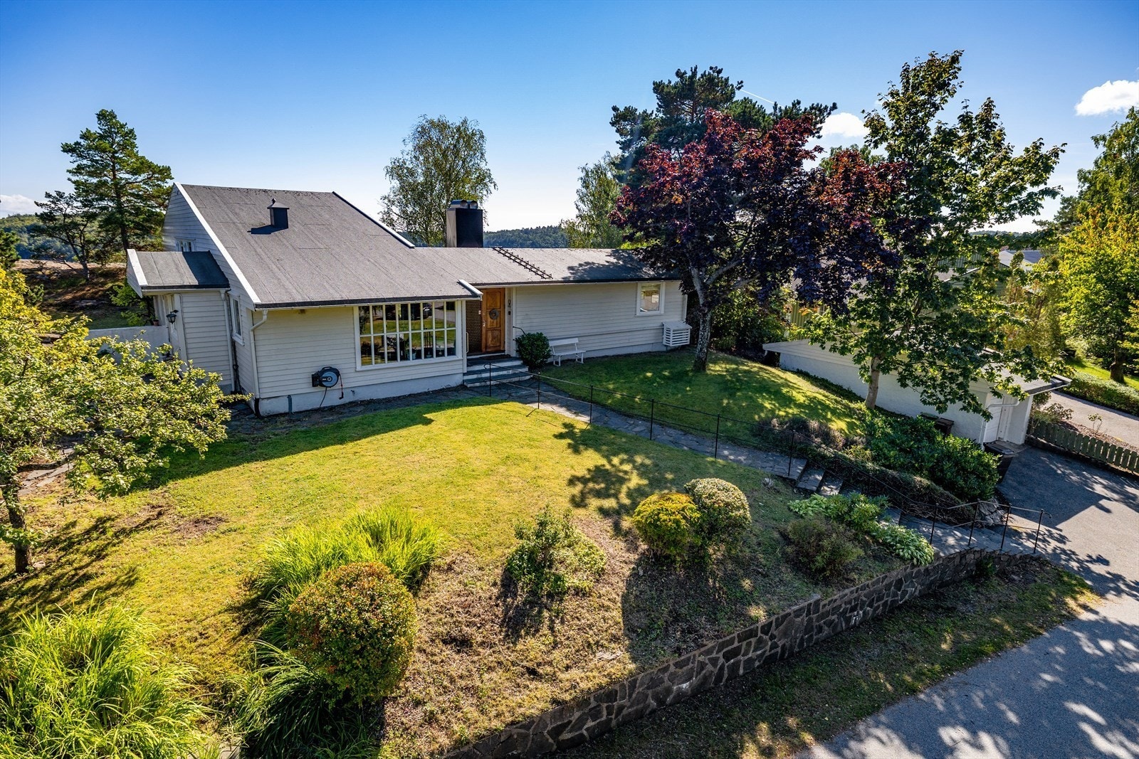 Inngangsparti. Galleribilde
