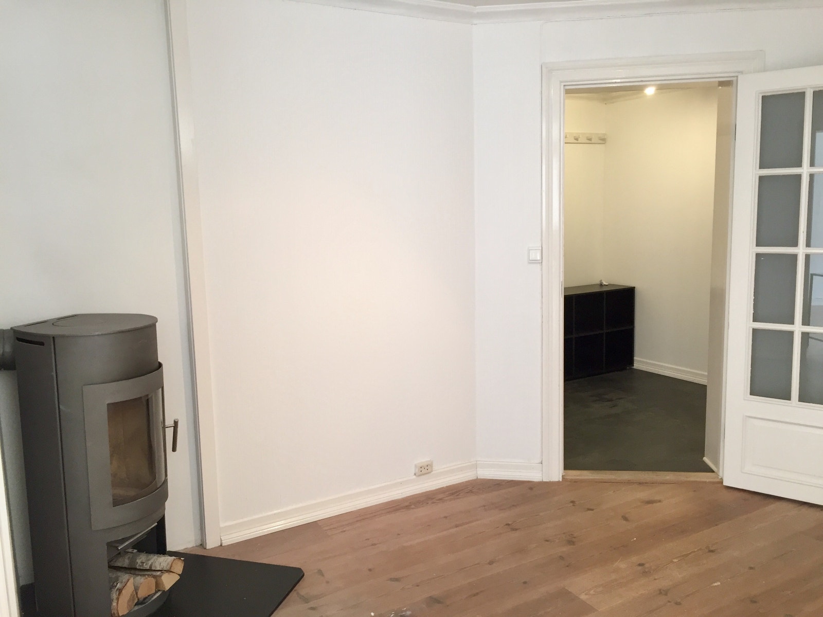 lounge with log burner Galleribilde