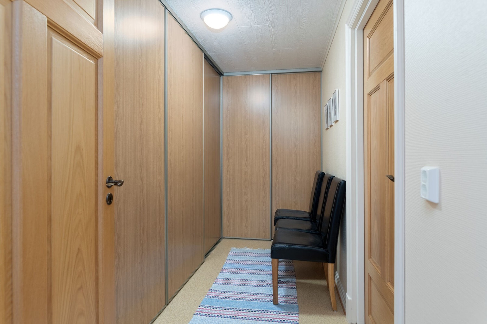 Bod 1 har rikelig med lagringsplass. Galleribilde