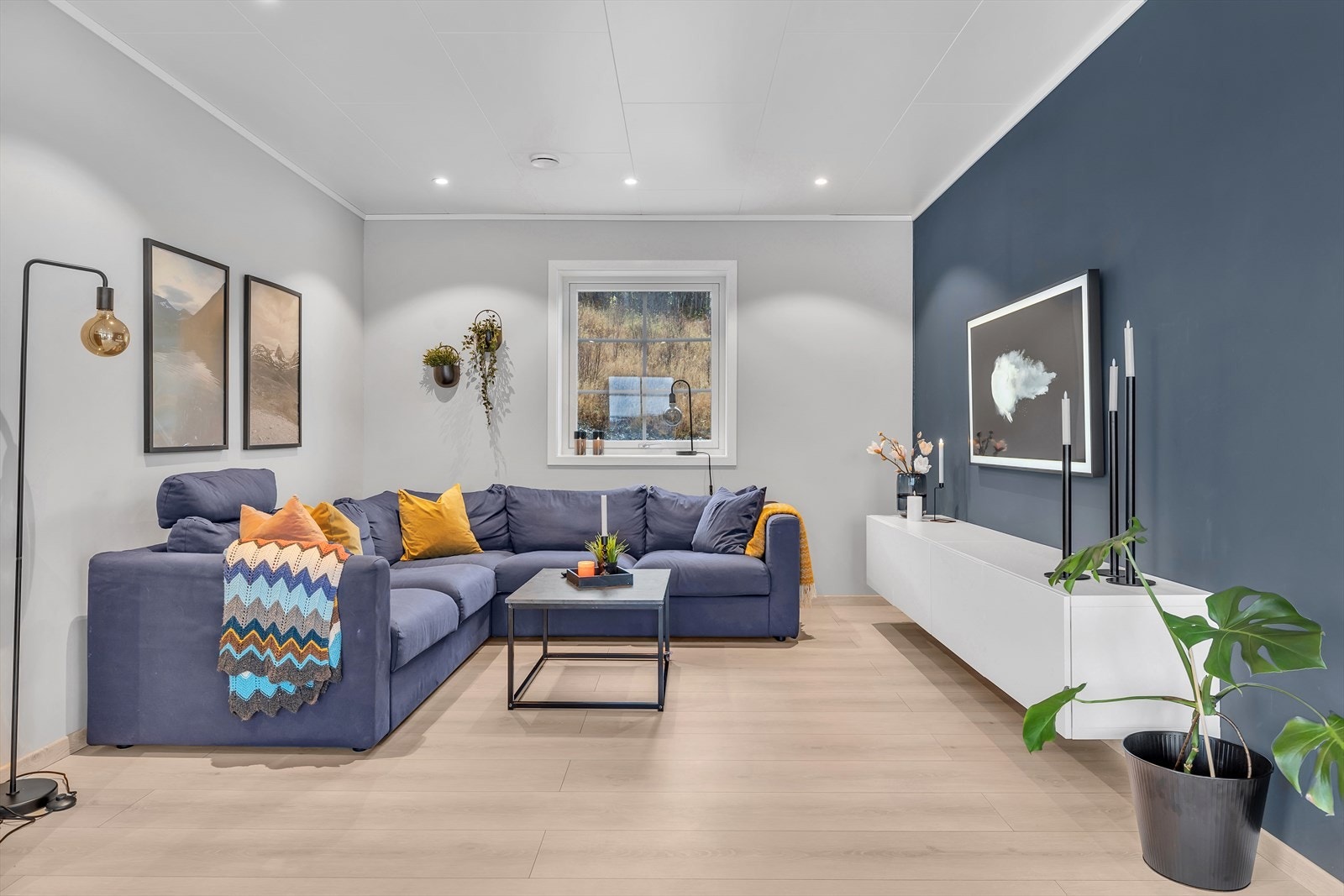 Fin planløsning oppe med stue innerst Galleribilde