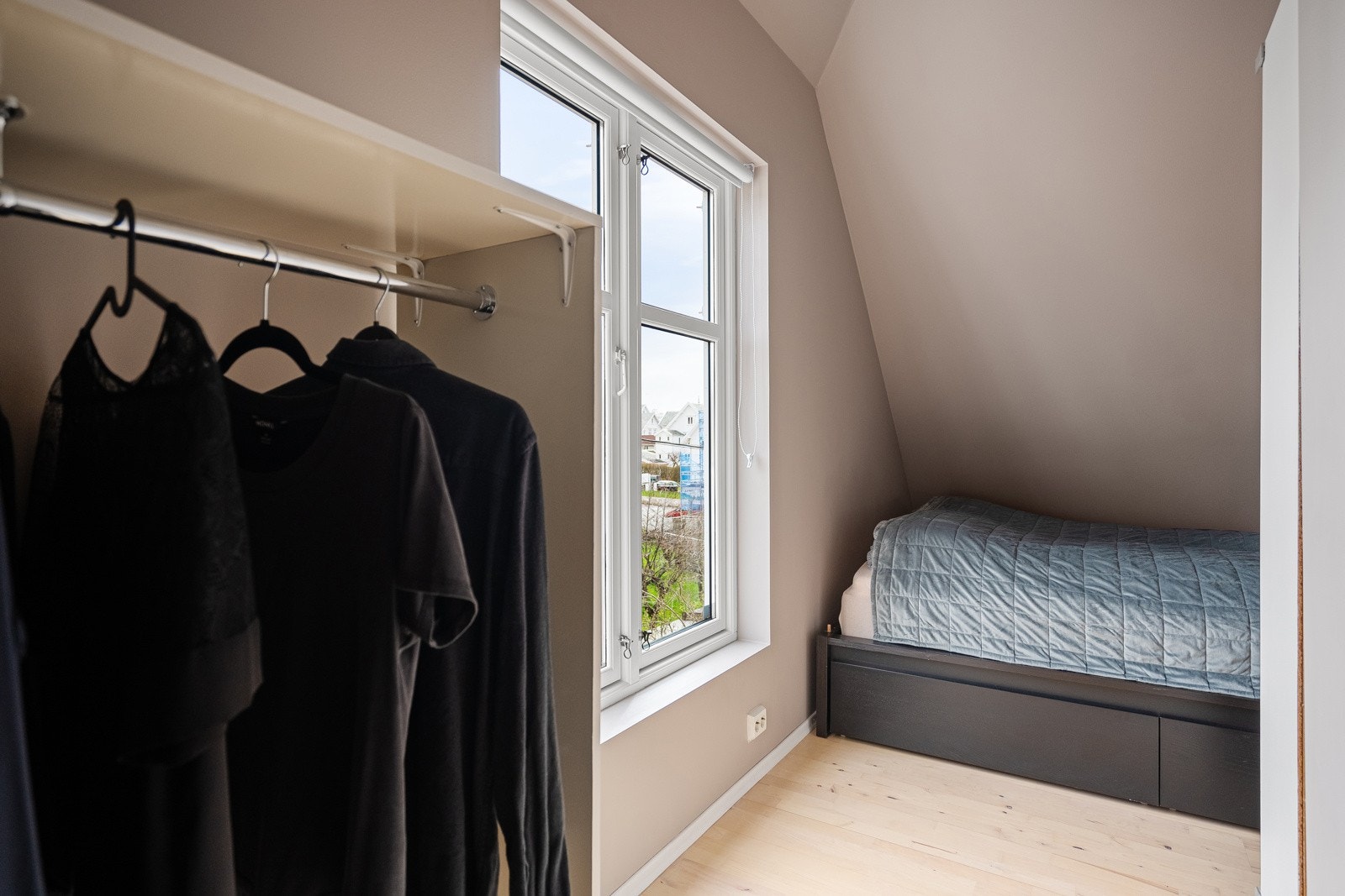 Soverom. Galleribilde