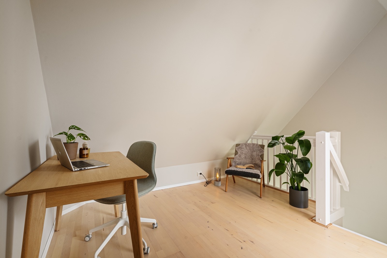 Kontor. Galleribilde